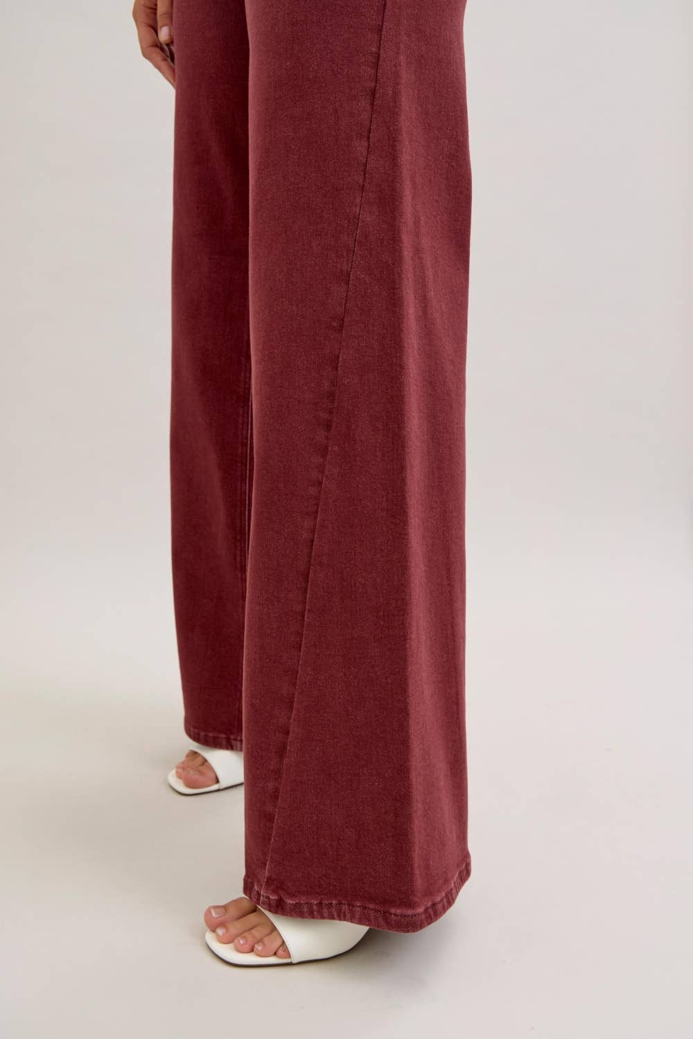 Retro Wide With Twisted Seams Burgundy Jeans