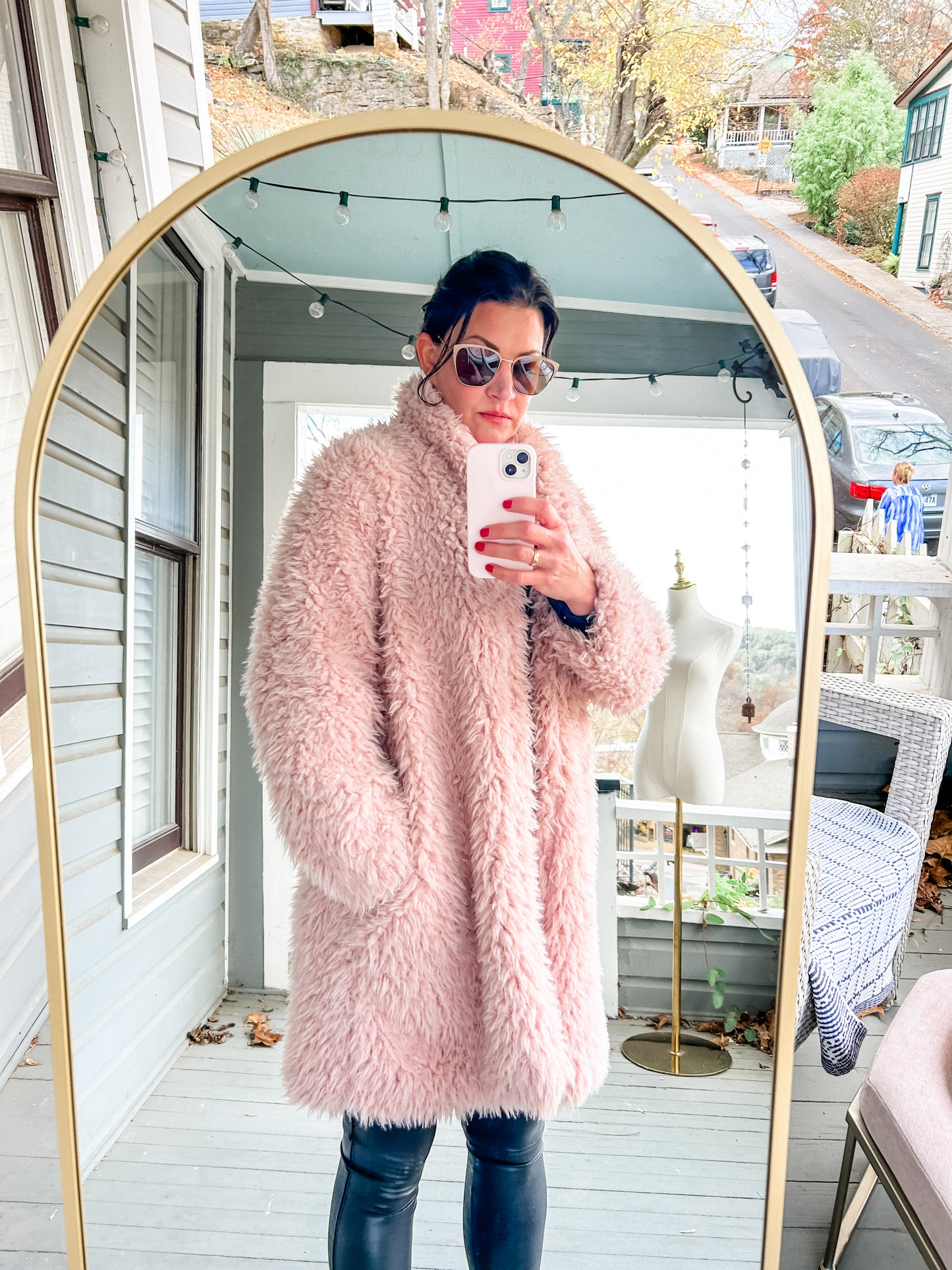 Faux Fur Coat. Light pink.