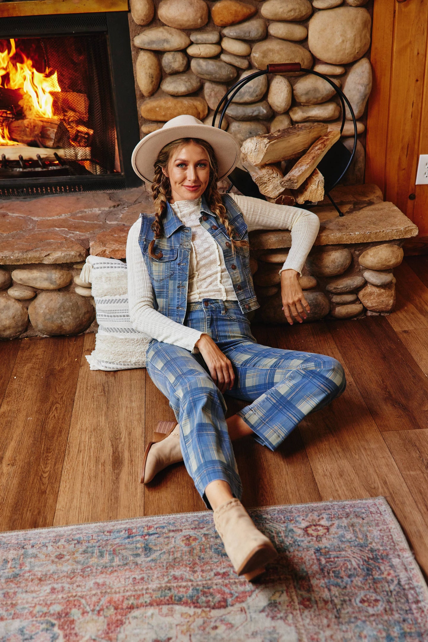 Vintage Look Plaid Straight Jeans