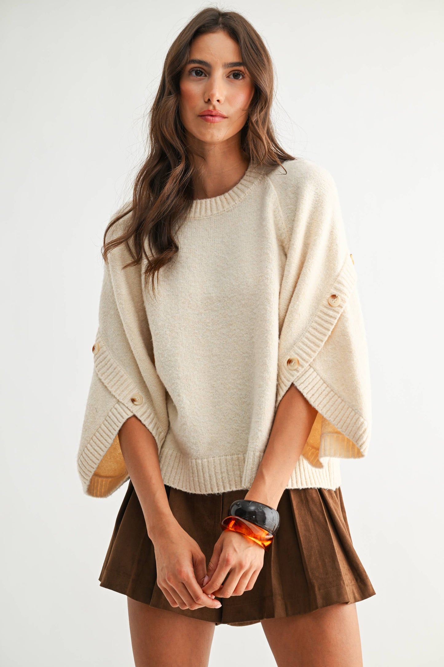 CREAM BUTTON SLEEVE KNIT PULLOVER