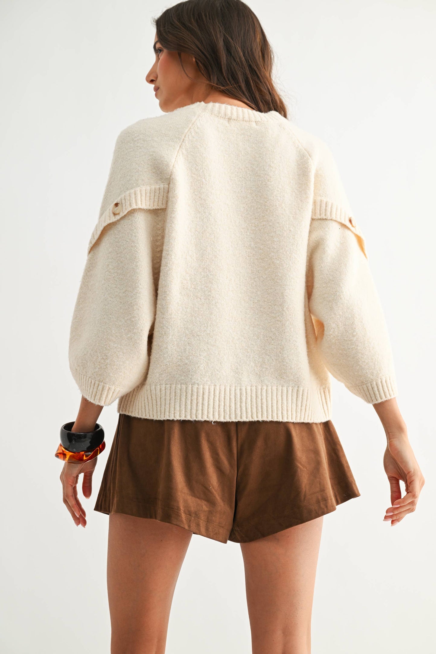 CREAM BUTTON SLEEVE KNIT PULLOVER