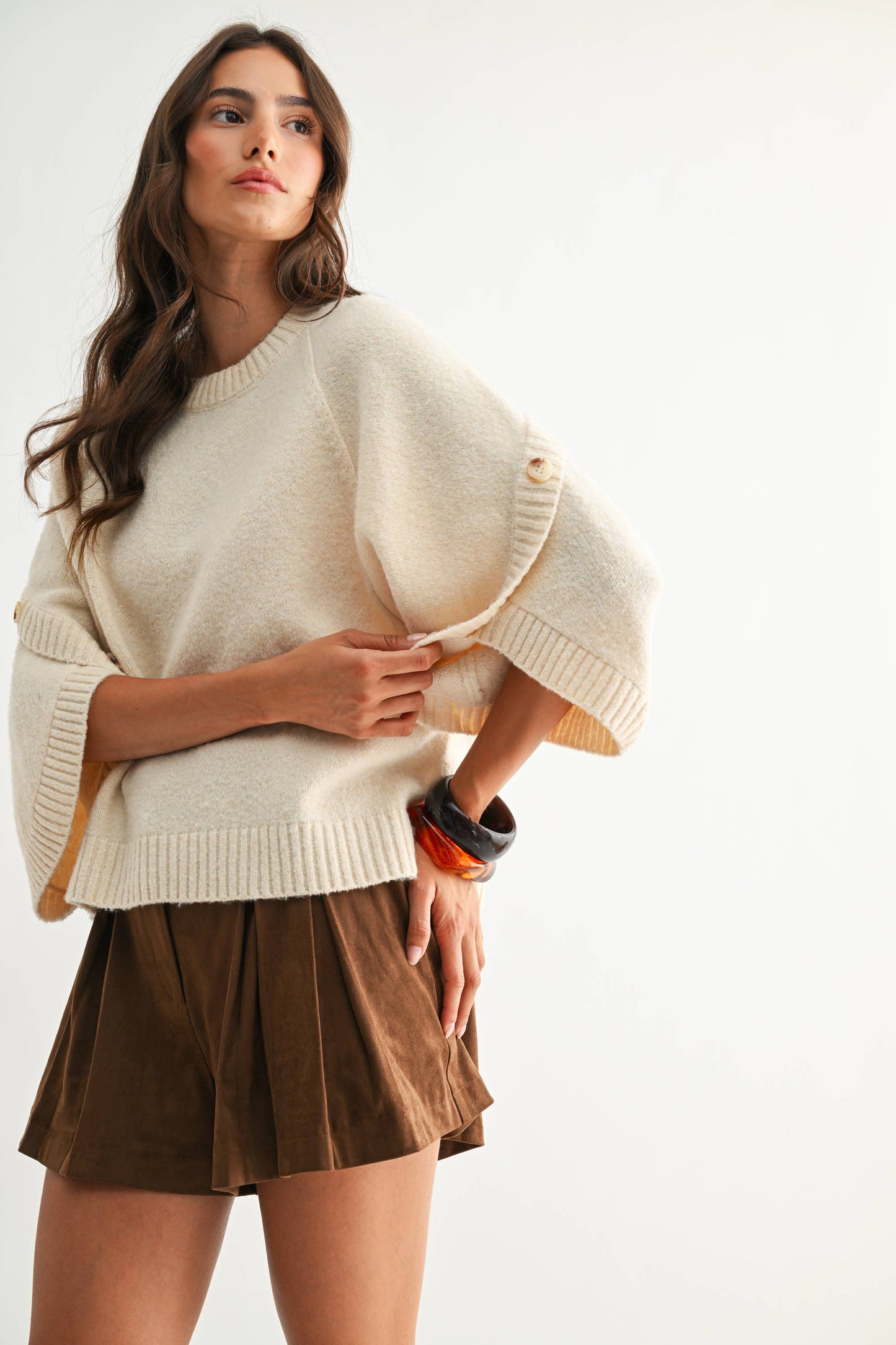 CREAM BUTTON SLEEVE KNIT PULLOVER