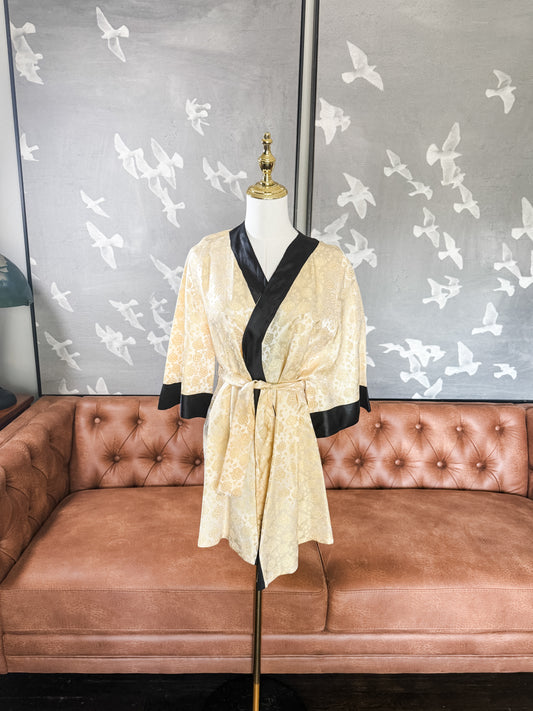 Vintage yellow rose robe