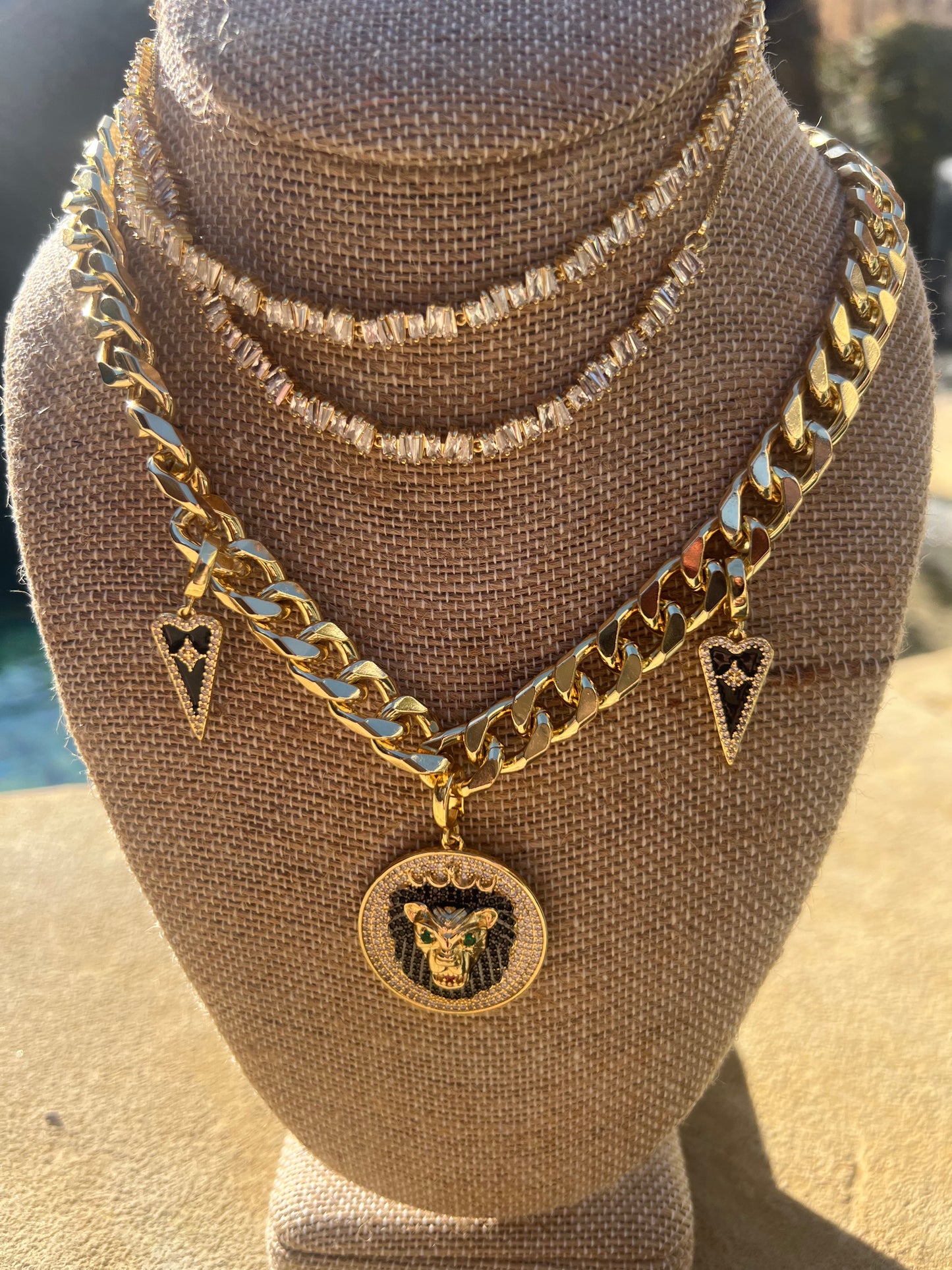 The Jag Necklace