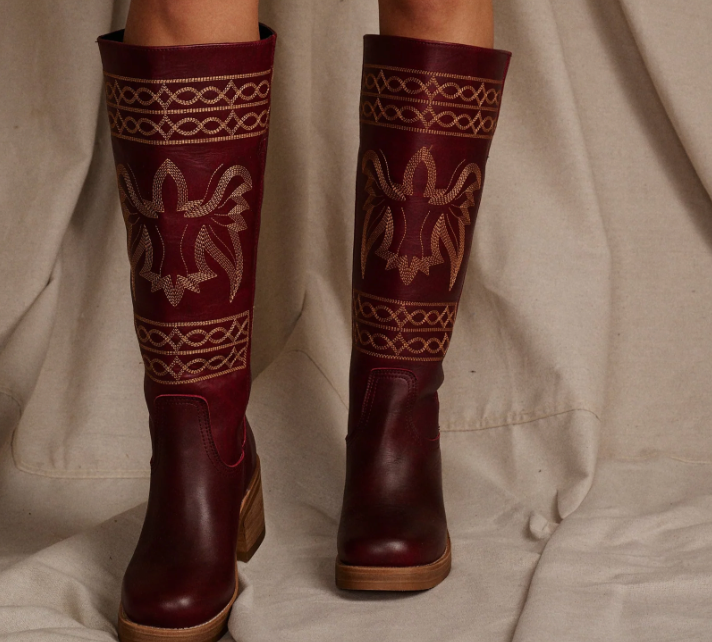 Dingo Stitched Avalon Leather Boot